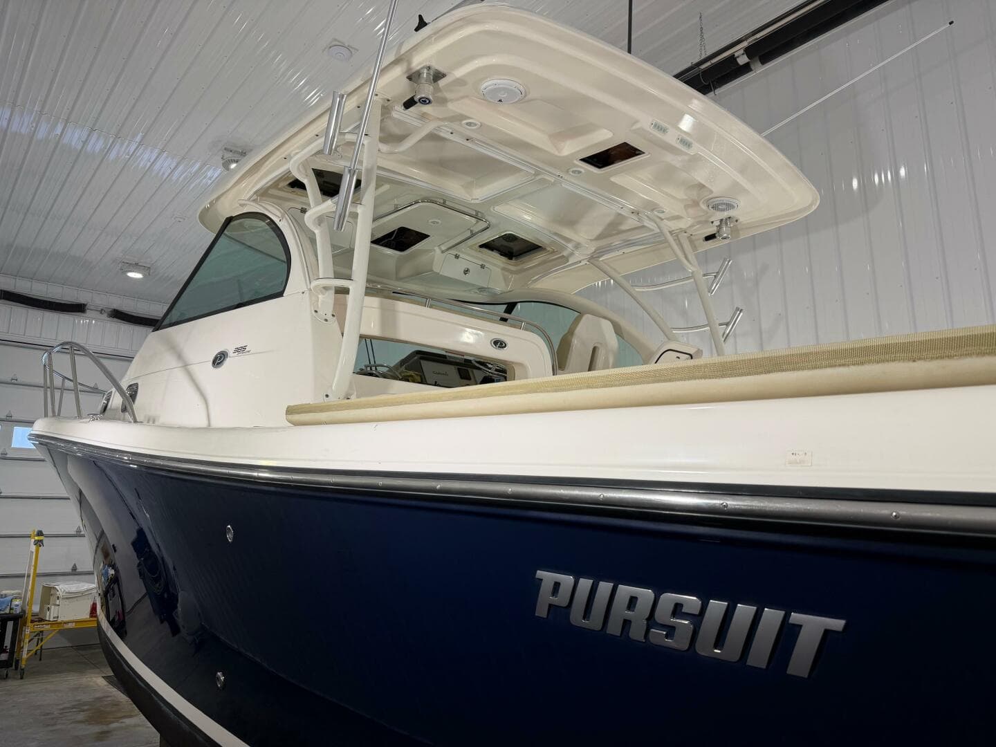 2016 Pursuit OS 385 Offshore