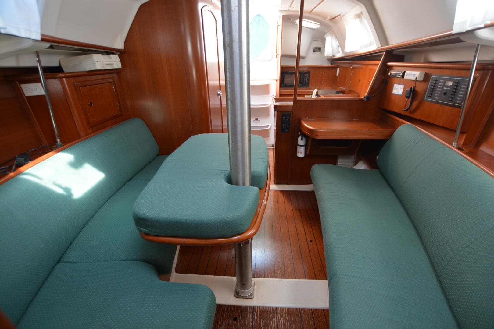 2002 Beneteau Oceanis 331