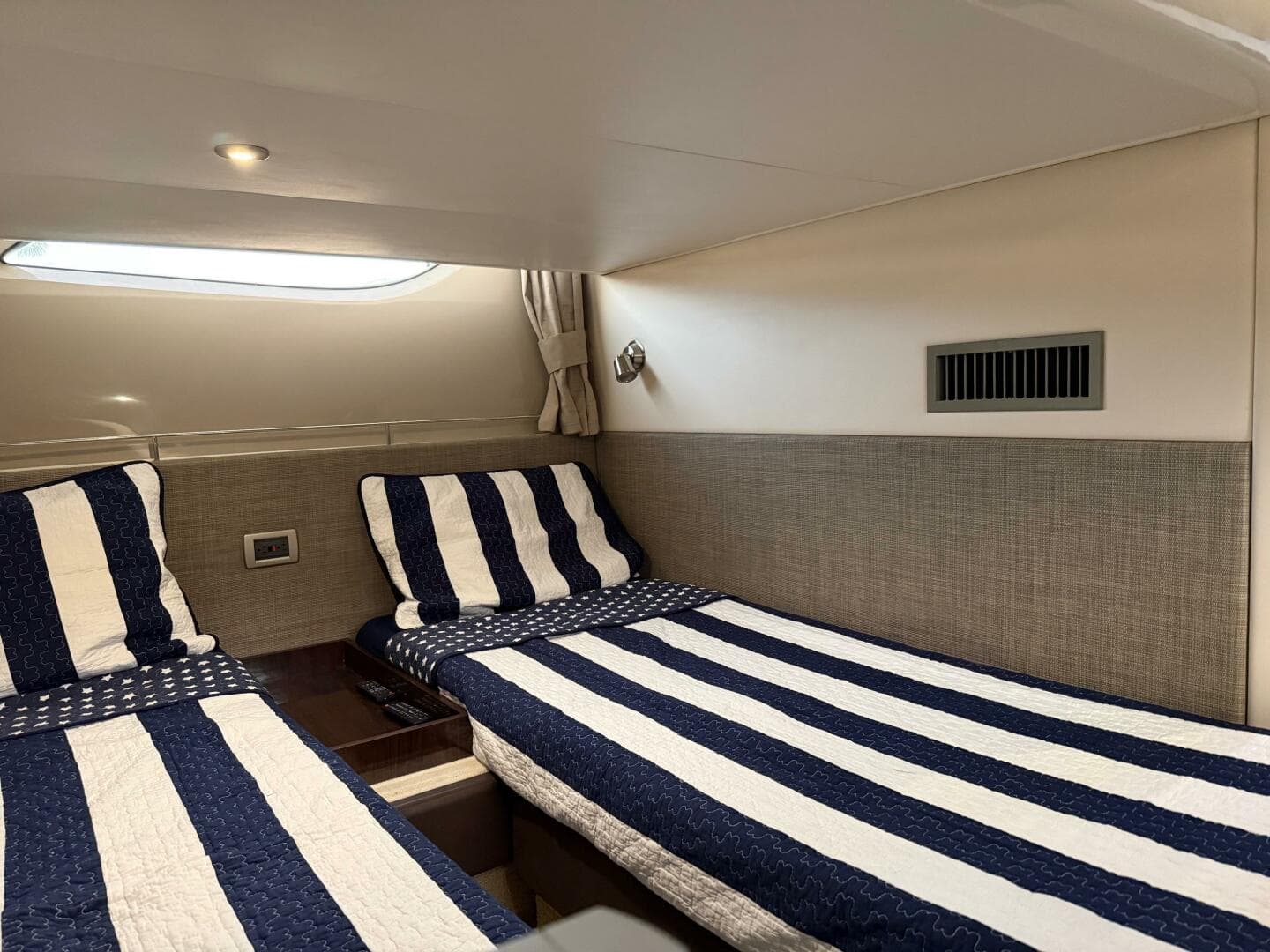 2016 Sea Ray 40 Sundancer