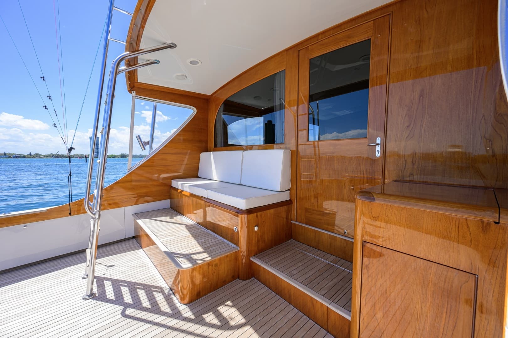 Rybovich 60 SIBONEY - Cockpit