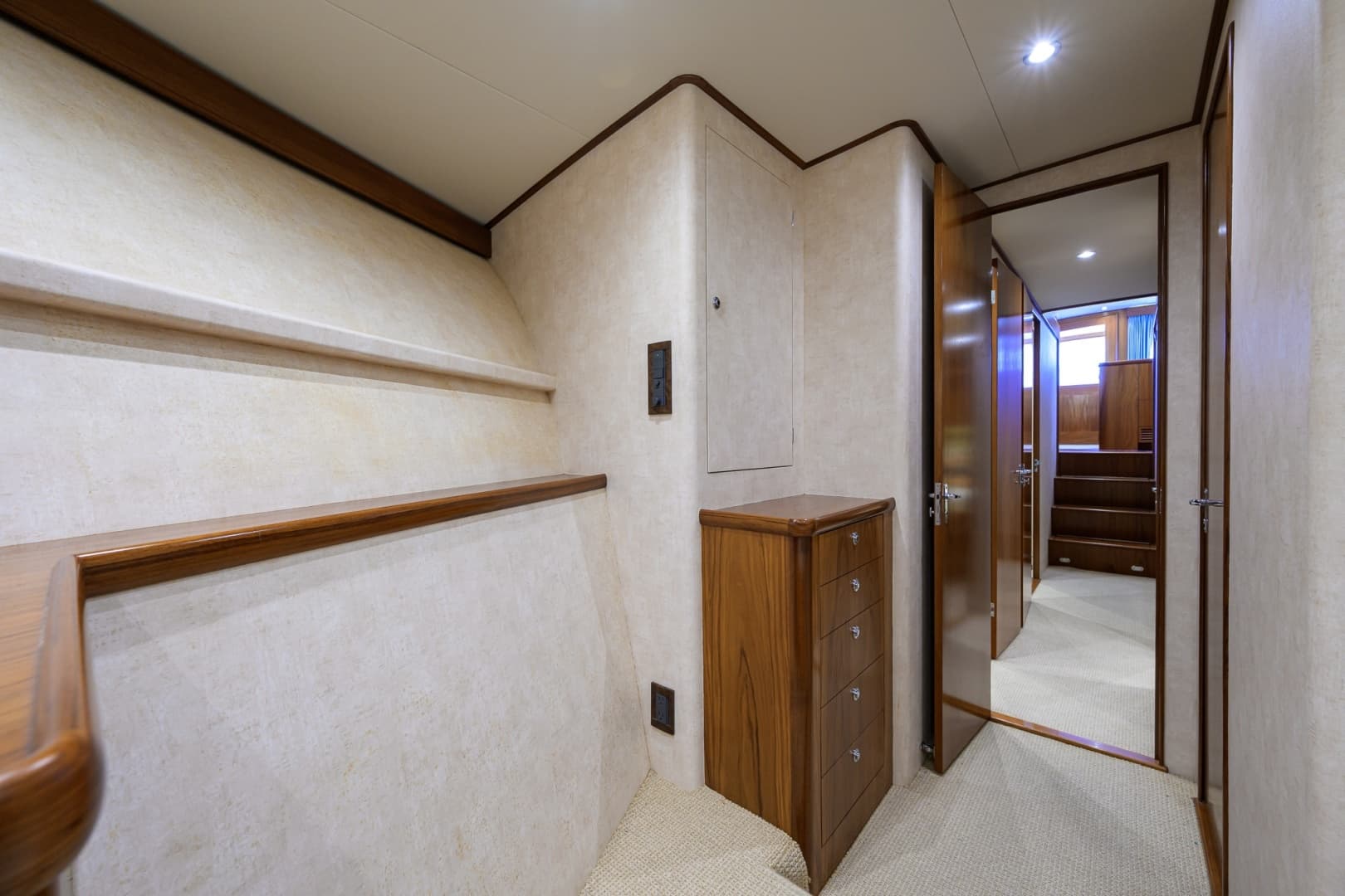 Rybovich 60 SIBONEY - Guest Stateroom Forward
