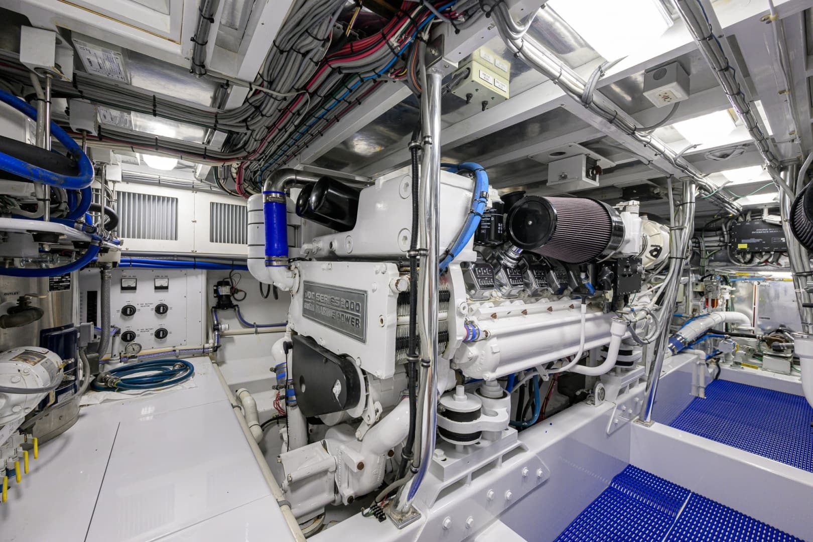 Rybovich 60 SIBONEY - Engine Room