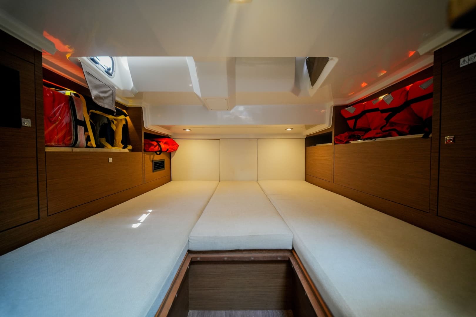 2019 Jeanneau 10.5