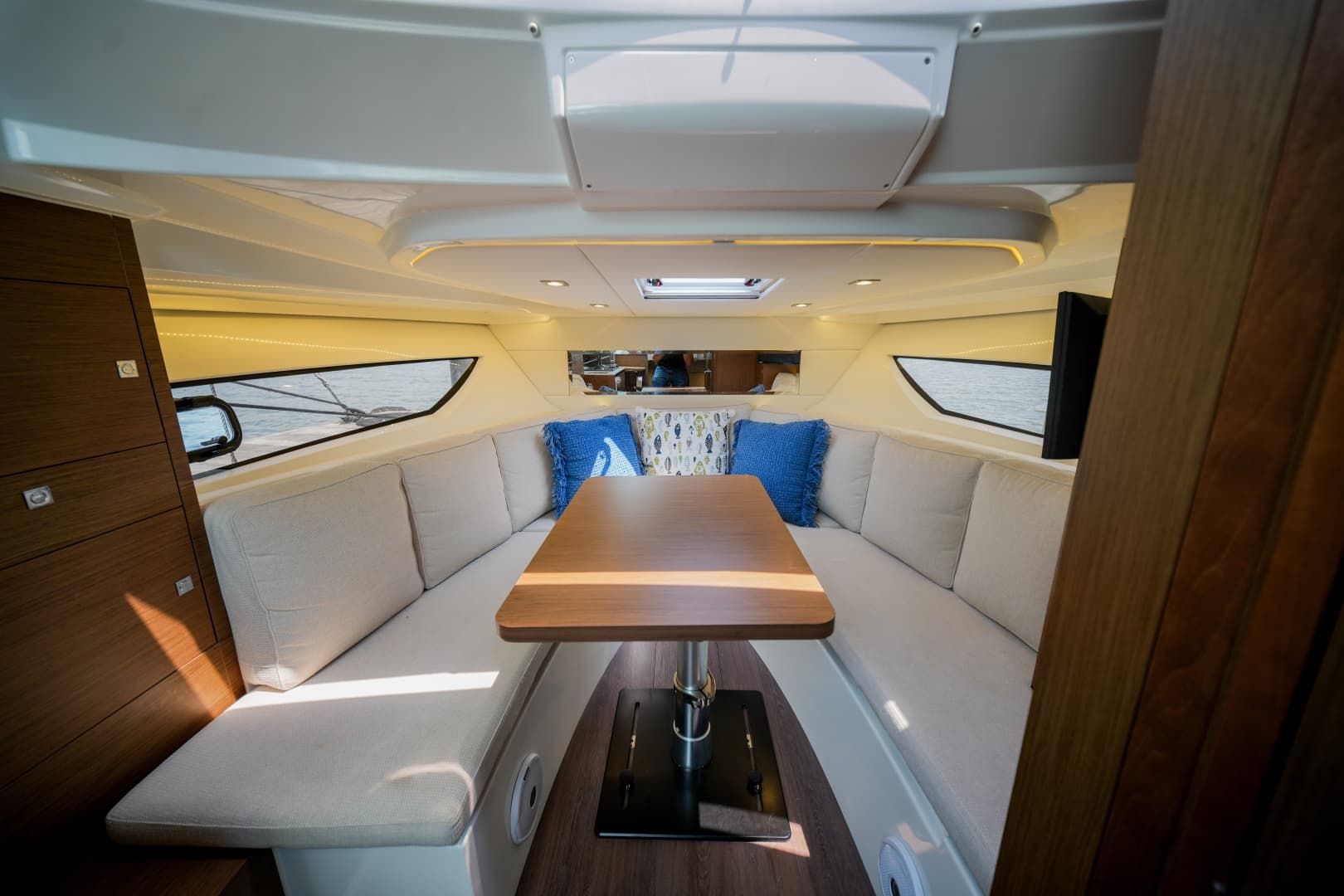 2019 Jeanneau 10.5