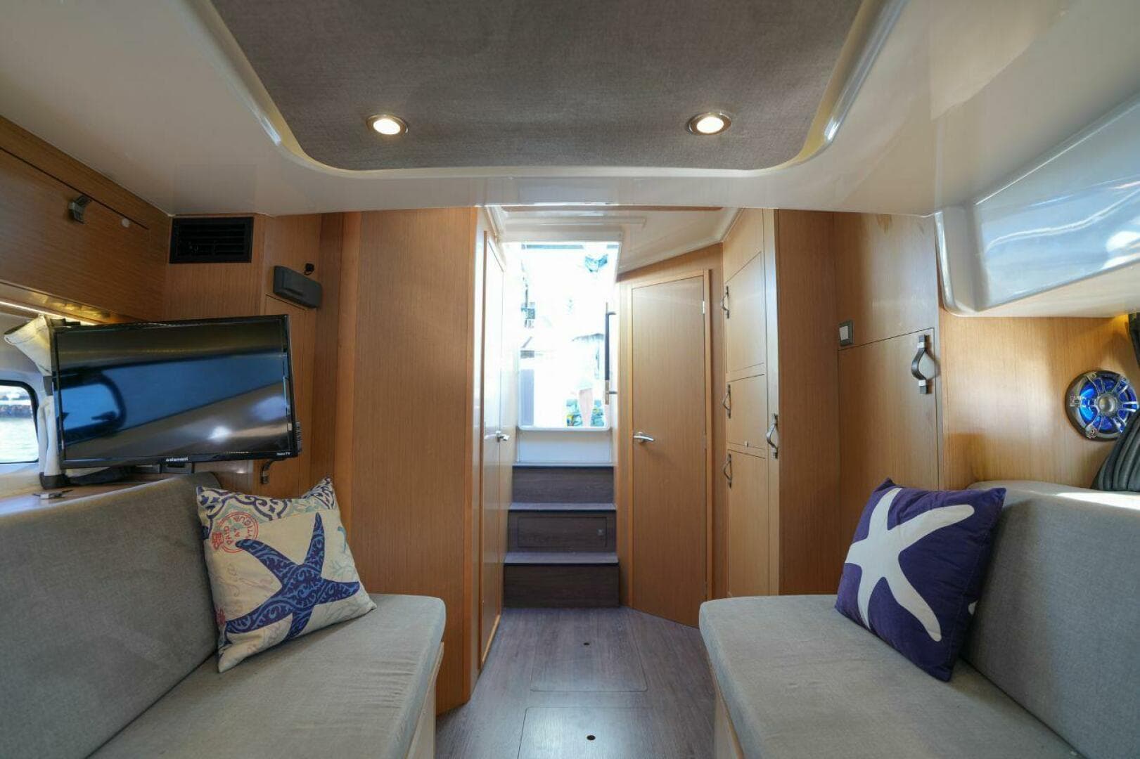 2020 Beneteau Flyer 10