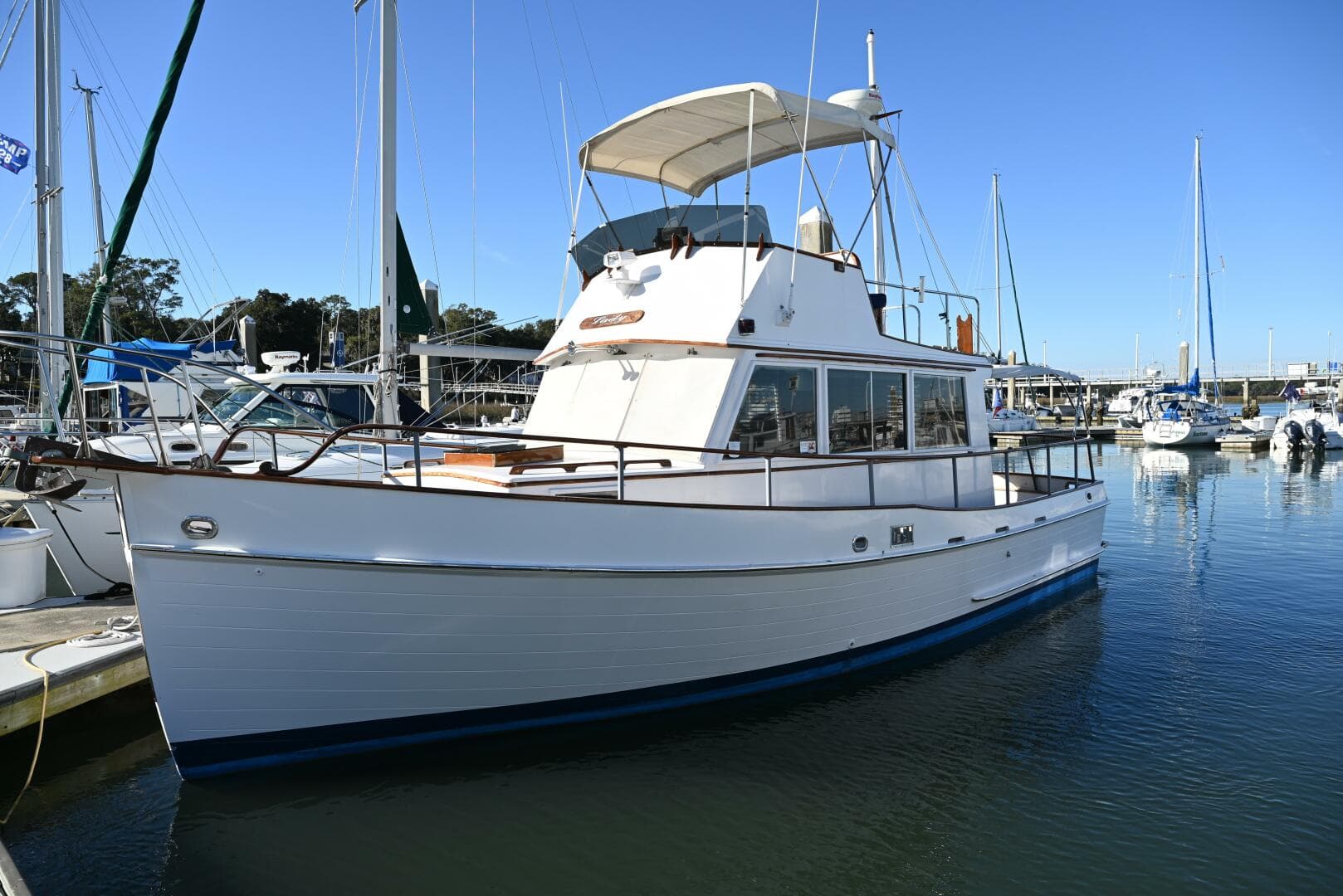 1970 Grand Banks Flybridge Trawler