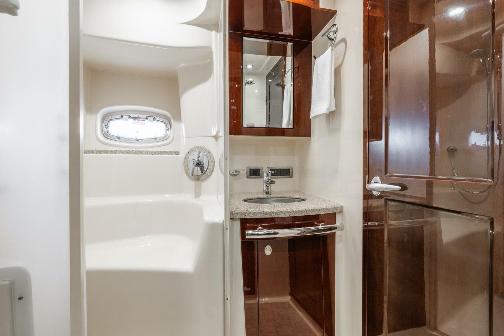 2008 Sea Ray 60 Sundancer