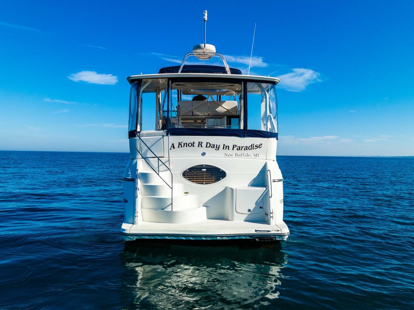 1999 Maxum 4100 SCA Motor Yacht