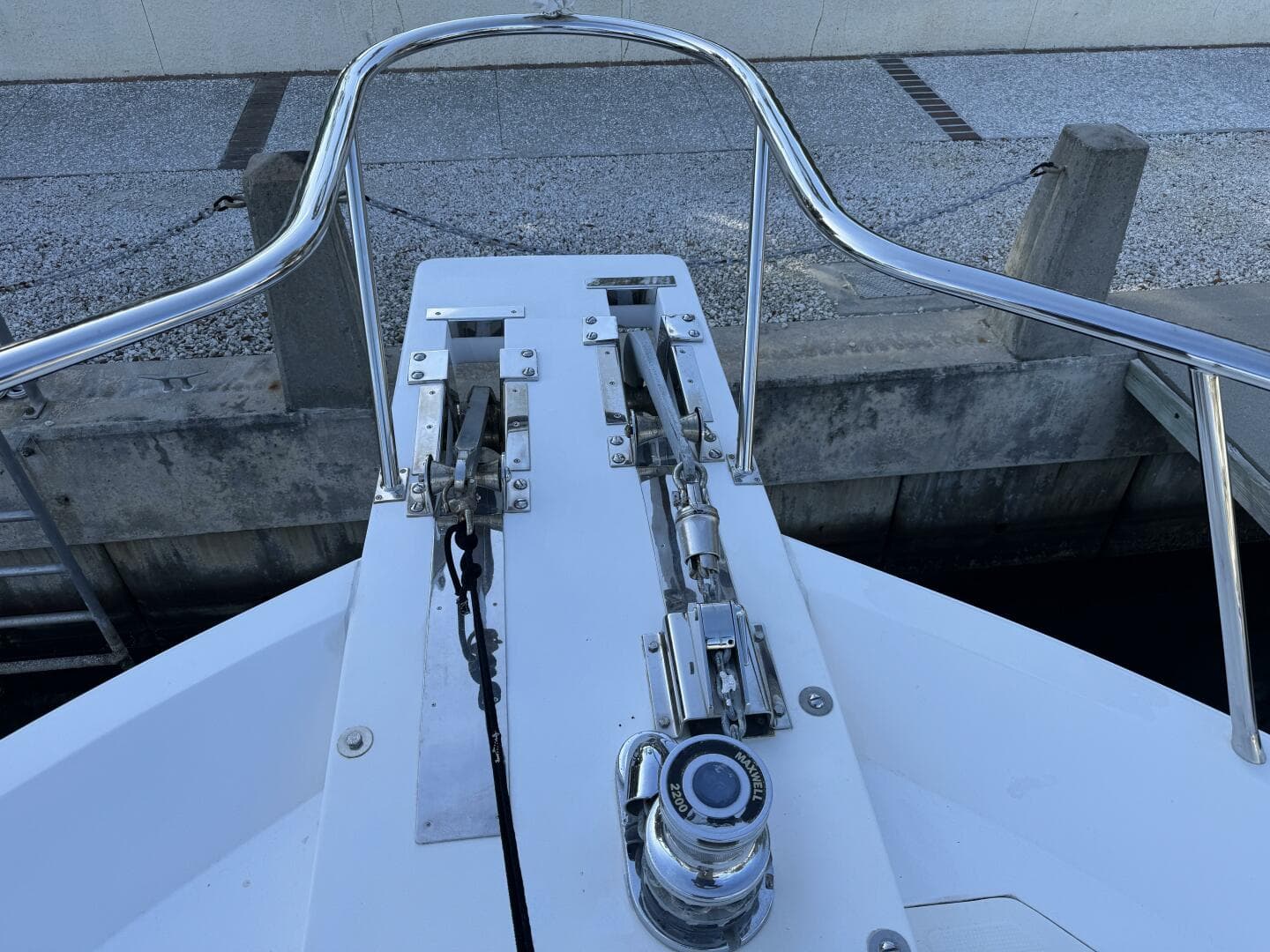 2004 Altima 55 Pilothouse