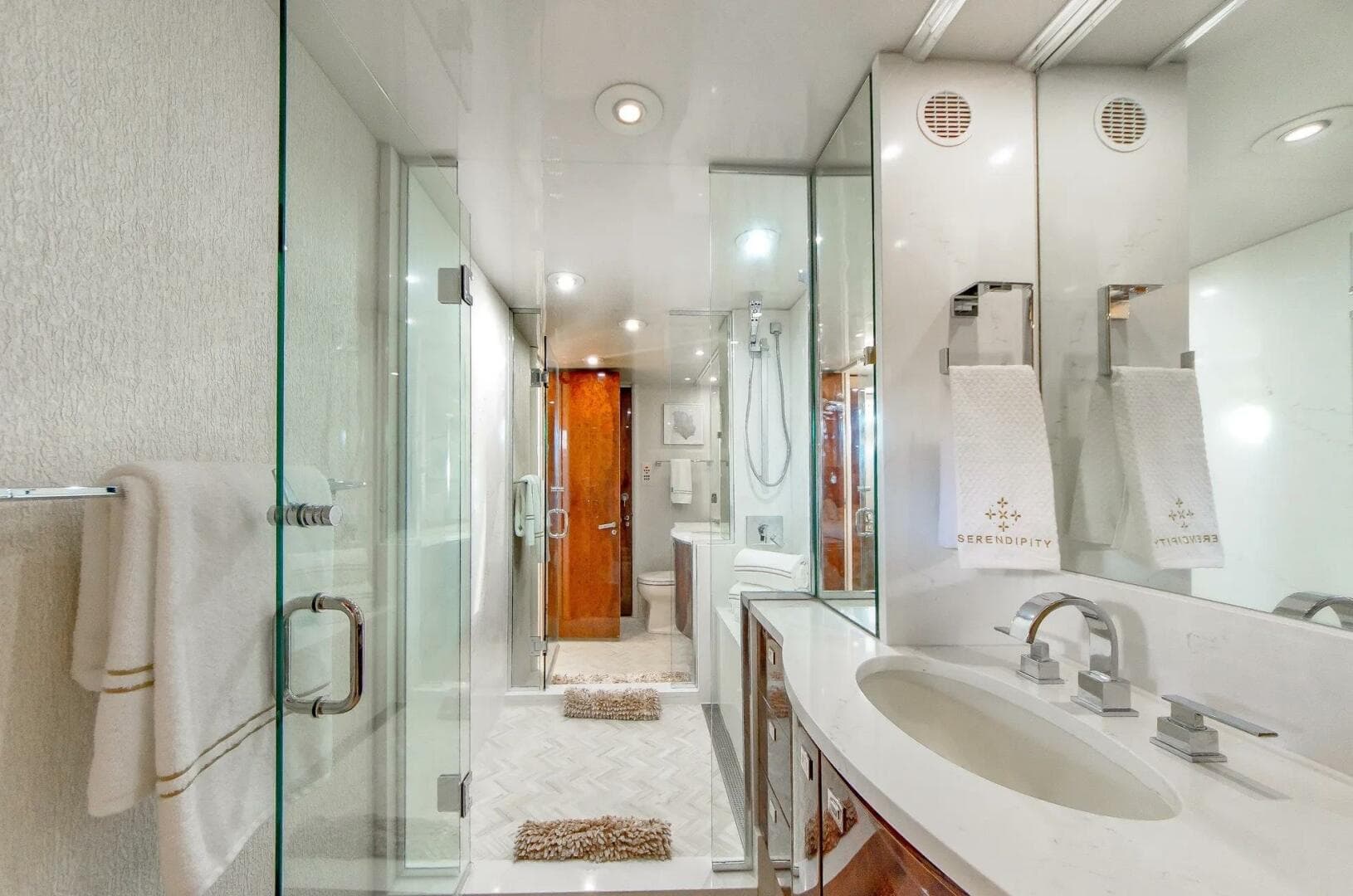 2001 Lazzara Yachts 94 Motor Yacht