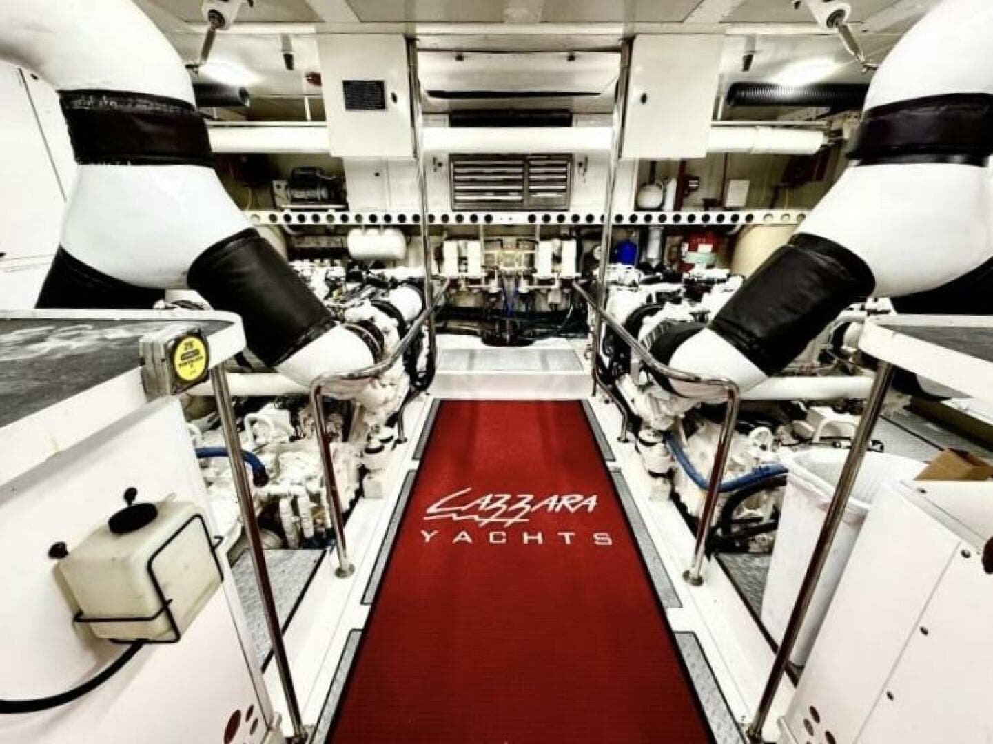 2001 Lazzara Yachts 94 Motor Yacht