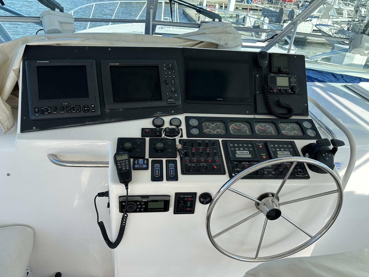 2000 Cabo 45 Express