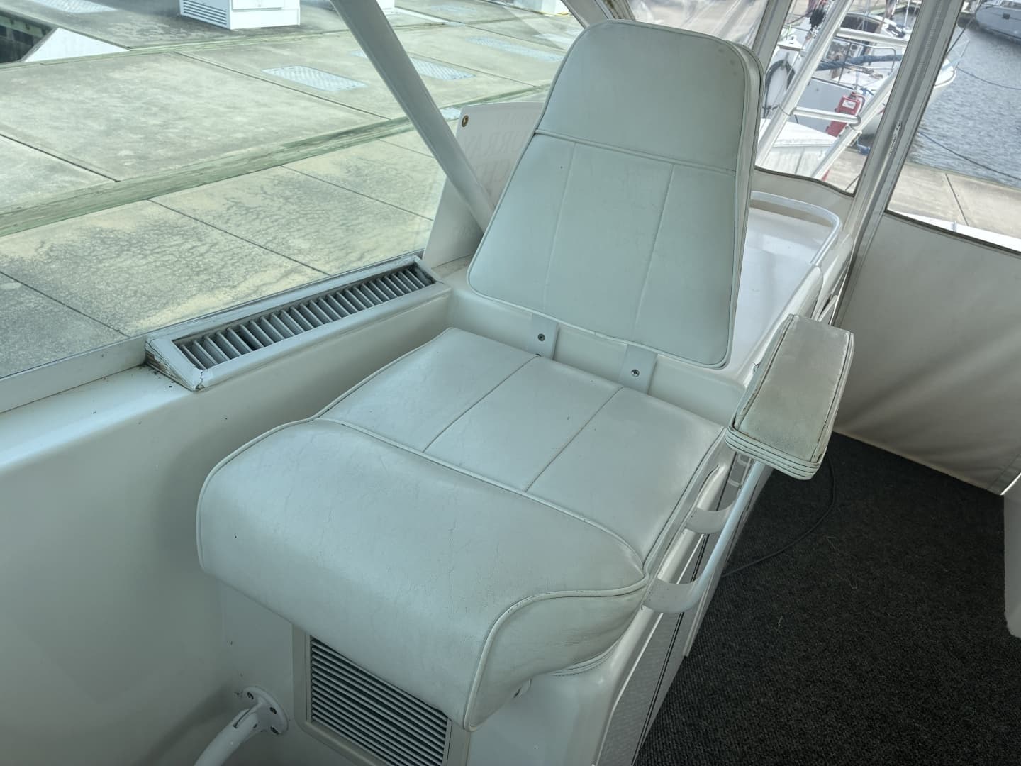 2000 Cabo Express 45