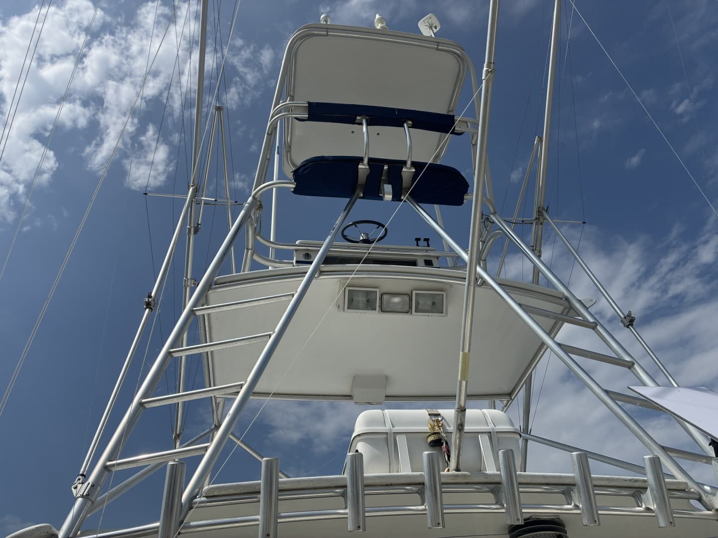 2000 Cabo Express 45