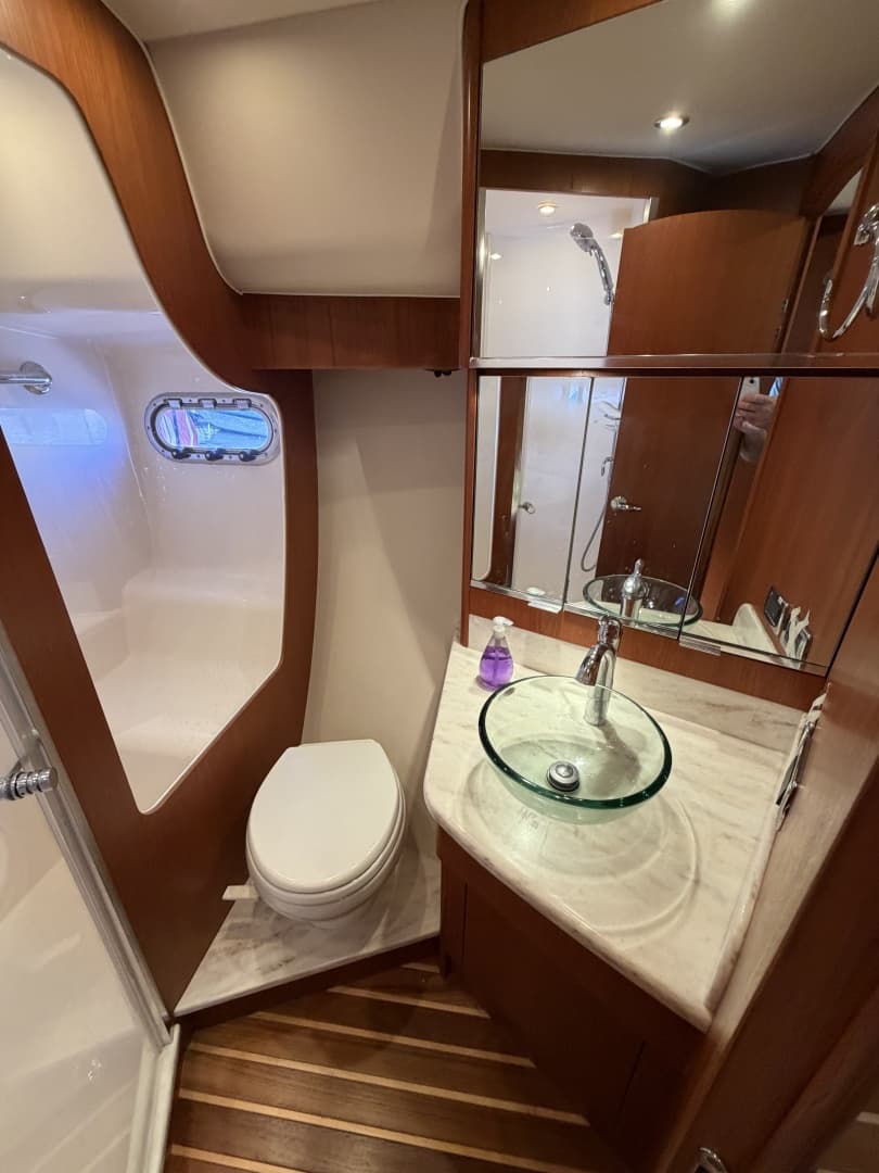 2013 Tiara Yachts 4500 Sovran