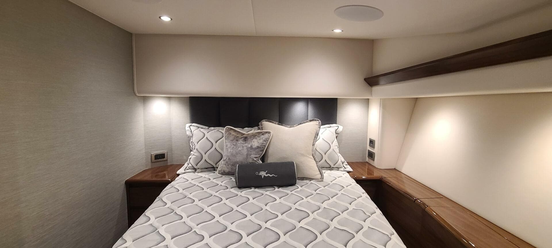 2024 Viking Convertible