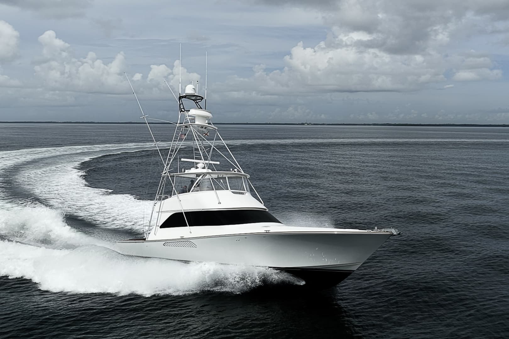 Viking 64 BIG BLUE - Running