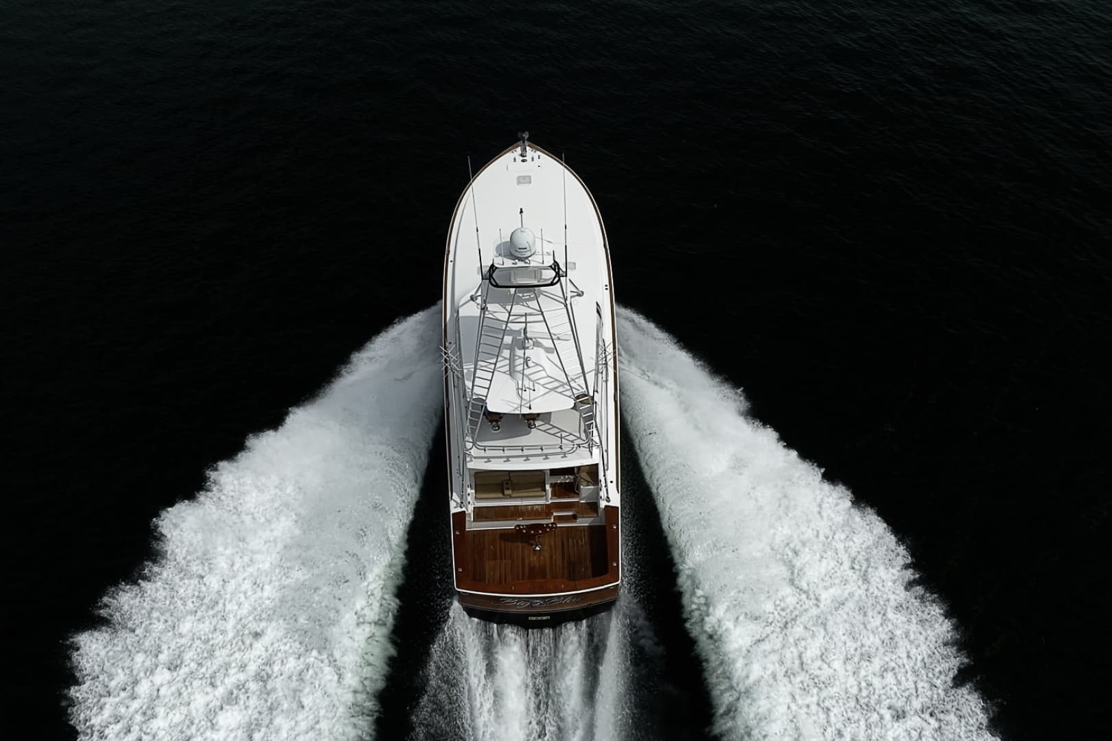 Viking 64 BIG BLUE - Running