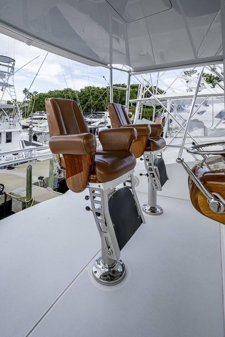 Viking 64 - Big Blue - Flybridge