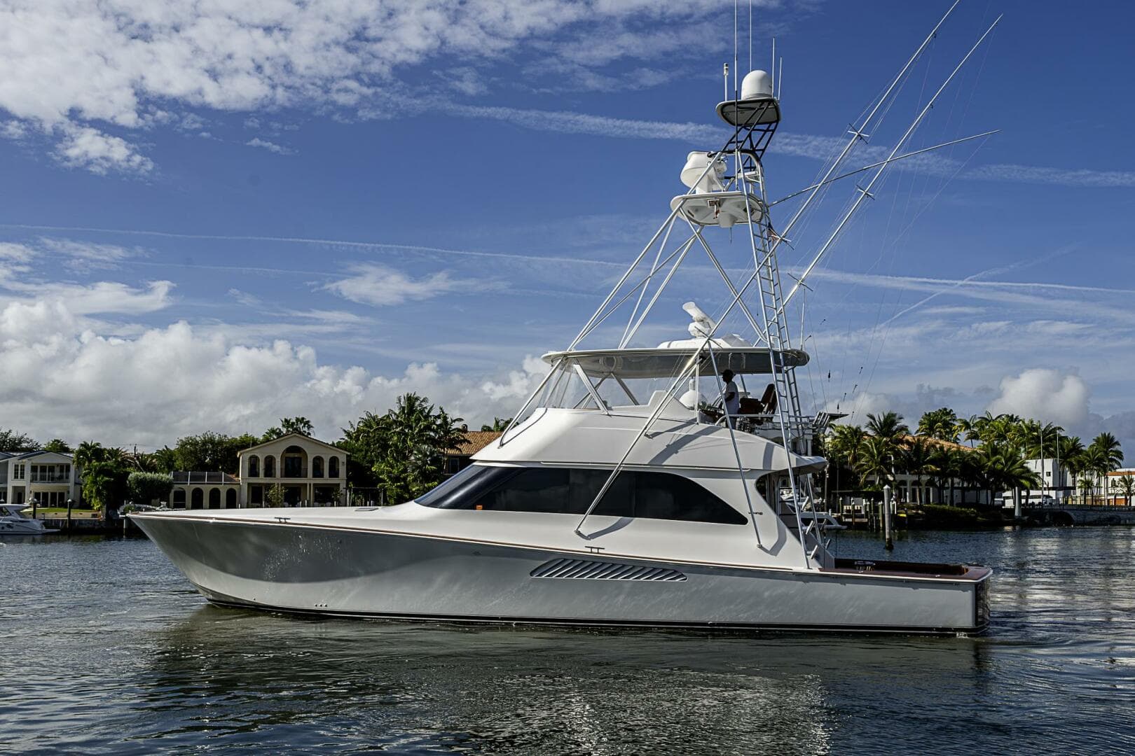 Viking 64 - Big Blue - Profile