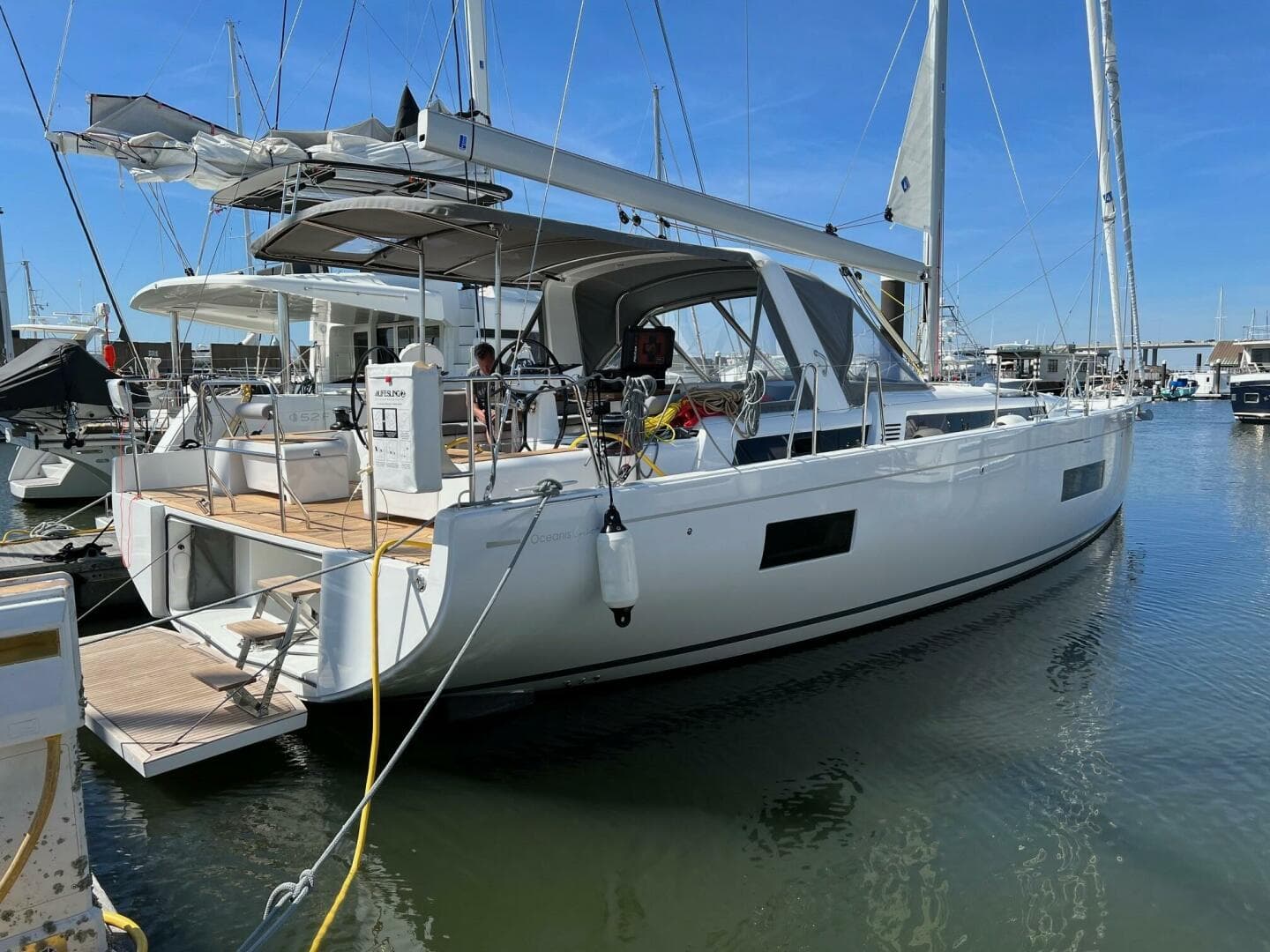 2022 Beneteau Oceanis Yacht 54