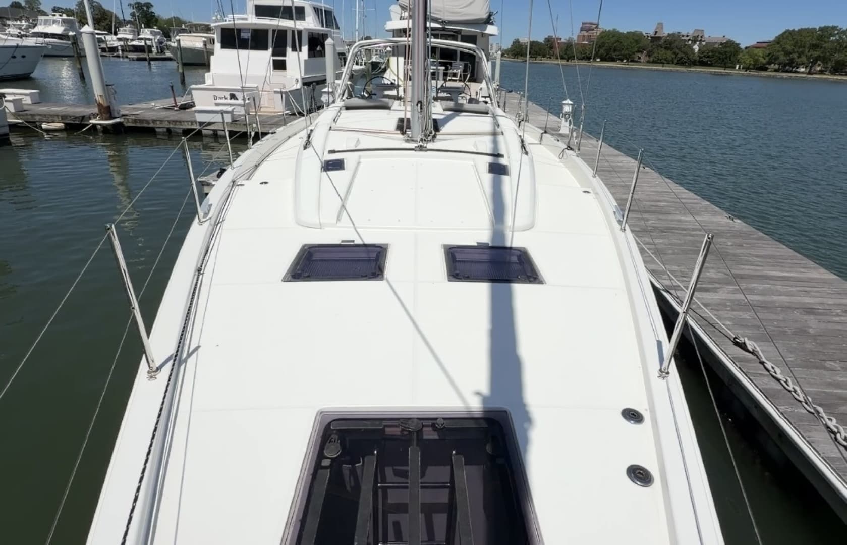2022 Beneteau Oceanis Yacht 54