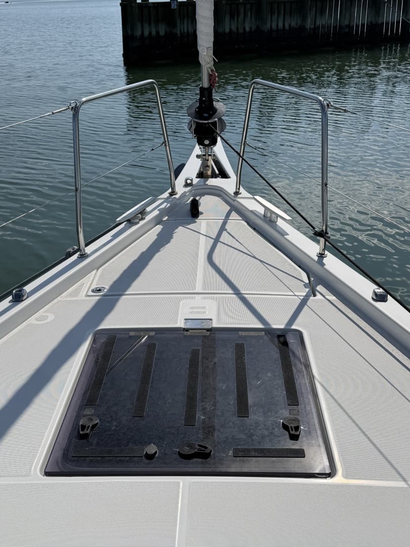 2022 Beneteau Oceanis Yacht 54