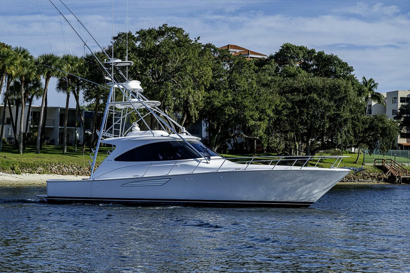 Viking 48 - Salty Soul - Exterior Profile