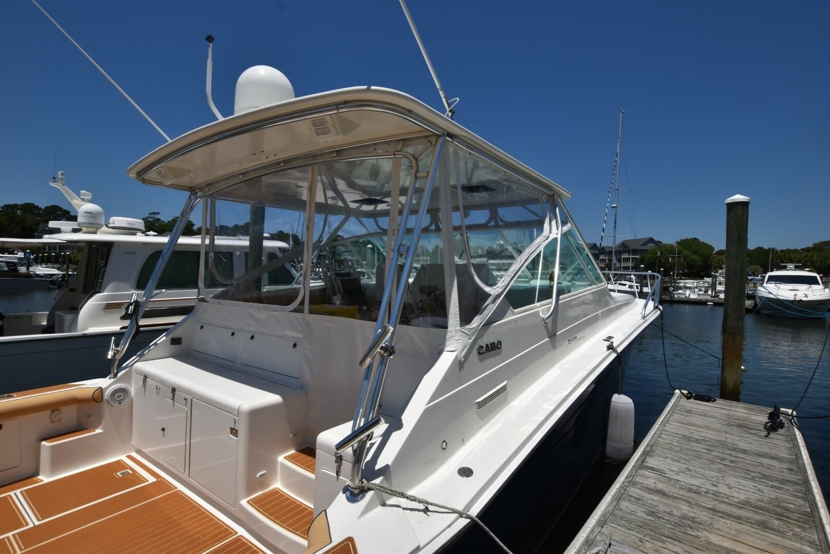 1998 Cabo 45 Express Fisherman