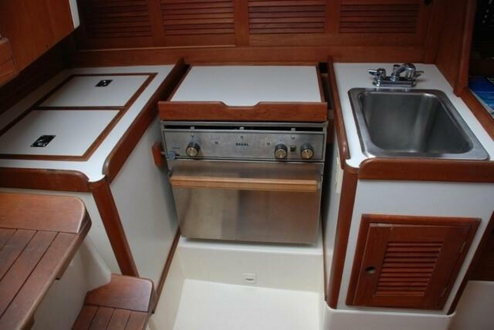 1993 Tartan Piper 28