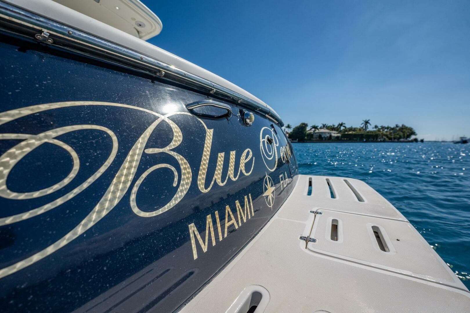 2004 Tiara Yachts 4200 Open