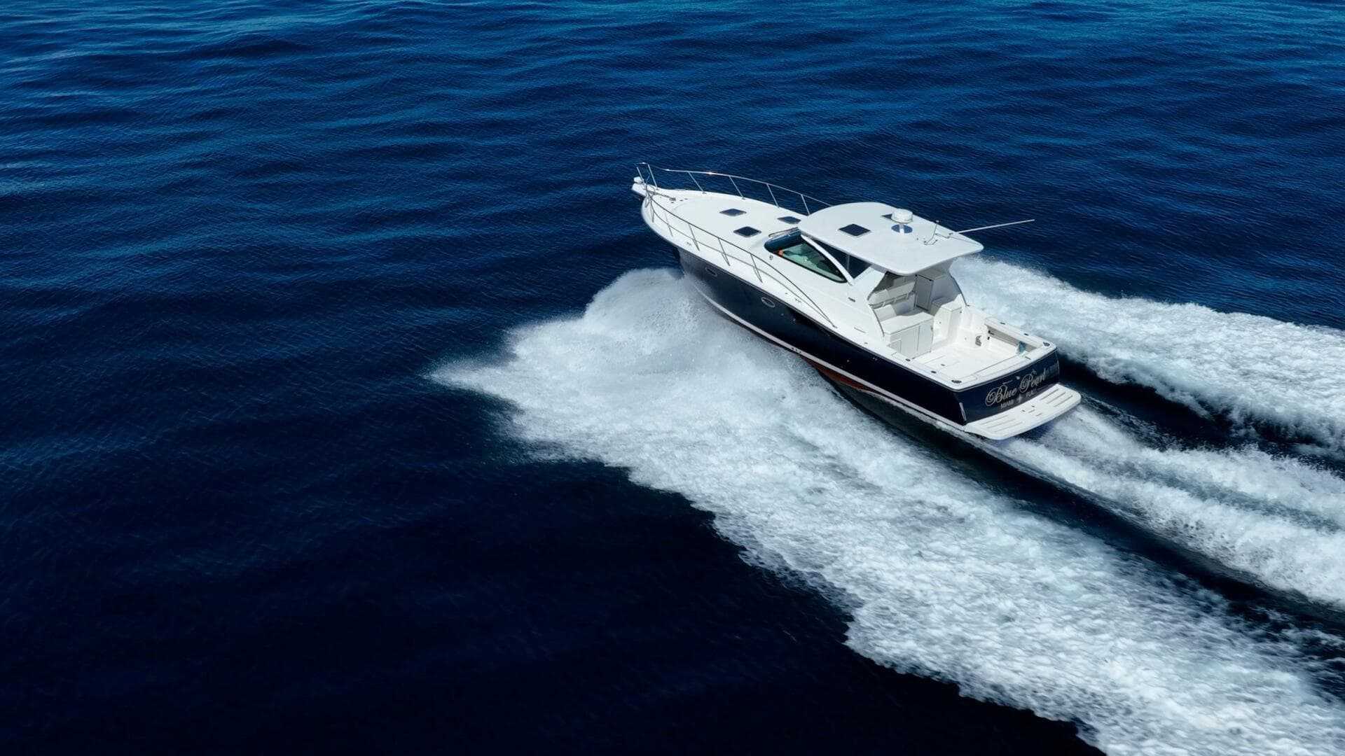 2004 Tiara Yachts 4200 Open