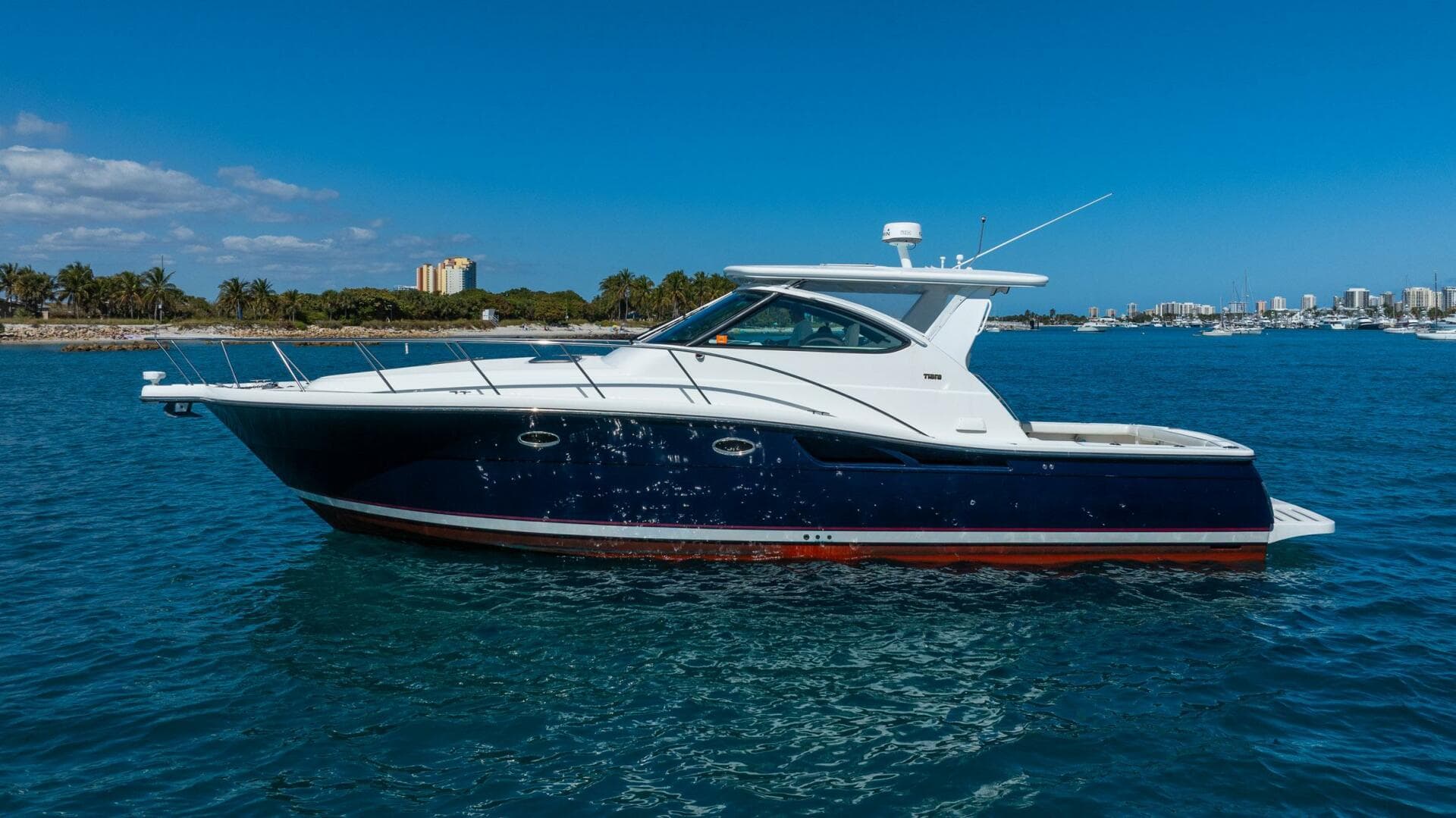 2004 Tiara Yachts 4200 Open