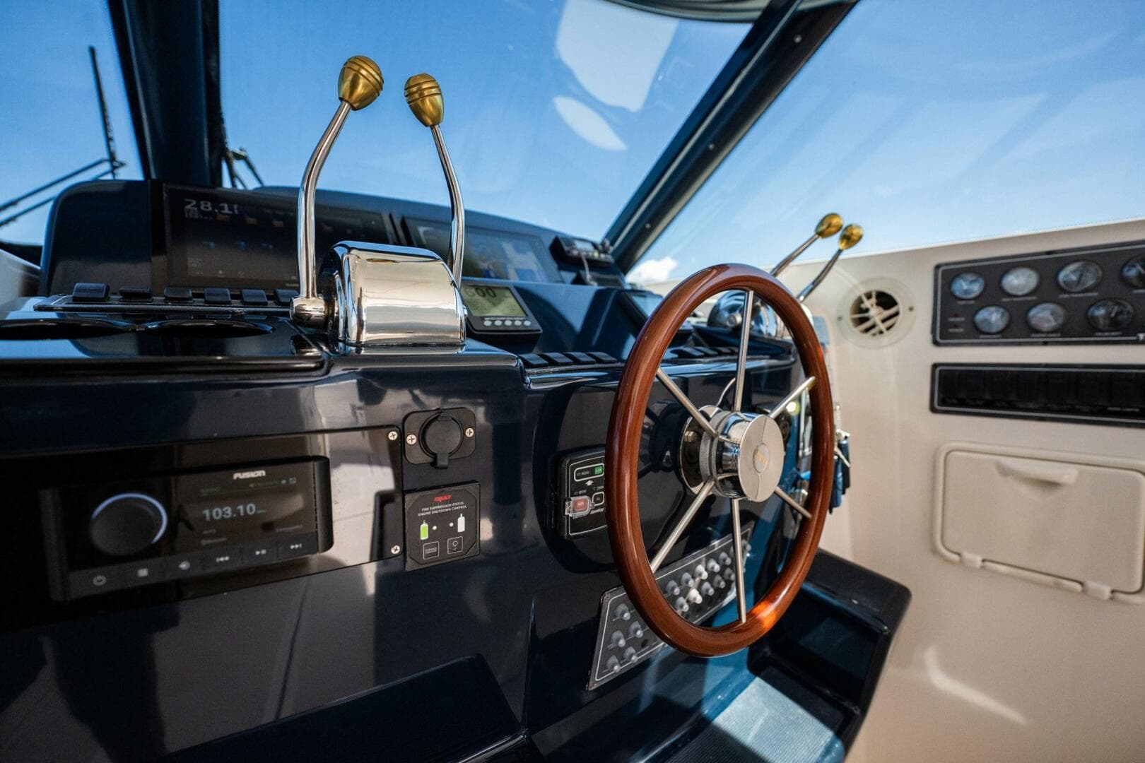 2004 Tiara Yachts 4200 Open