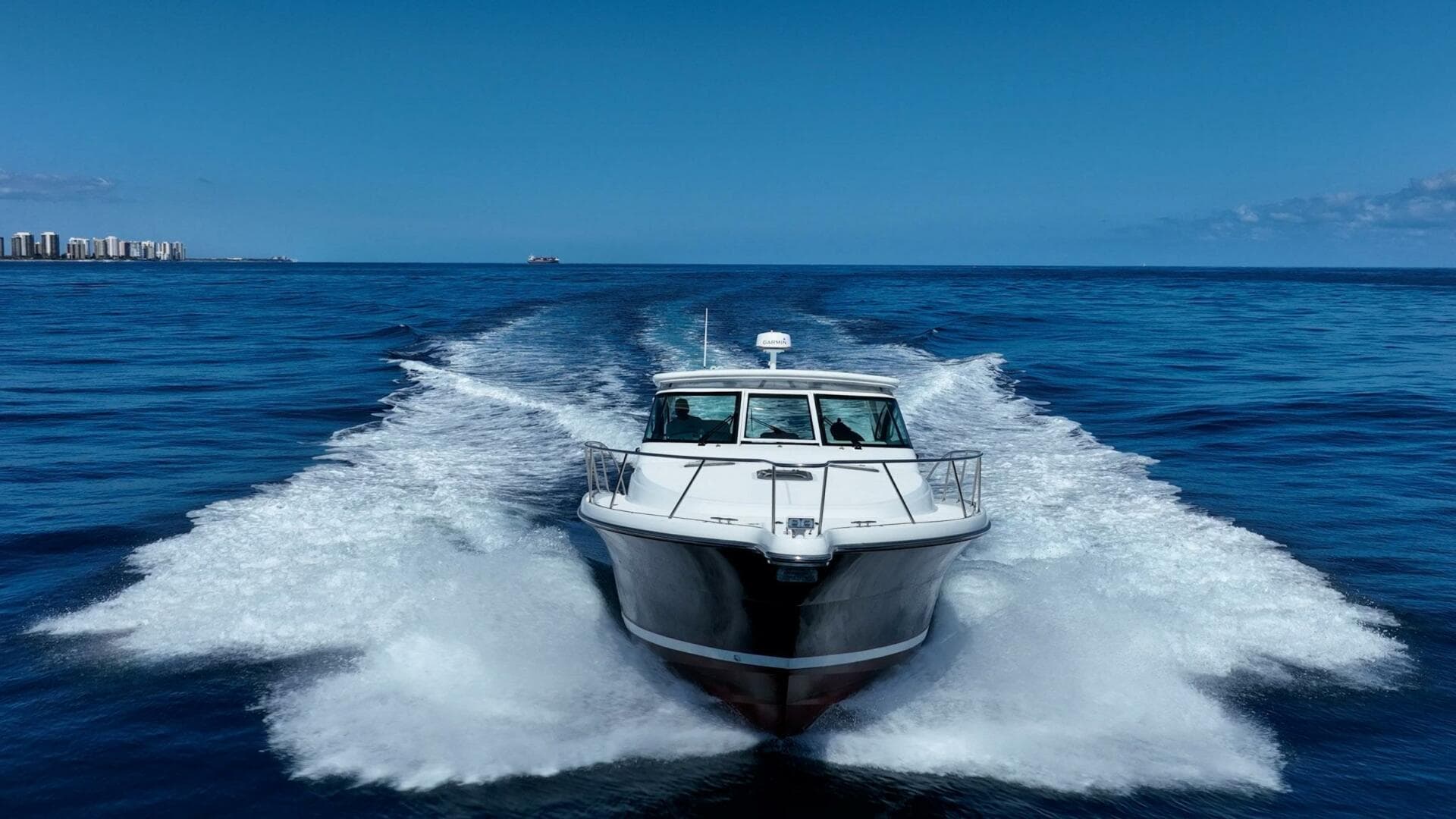 2004 Tiara Yachts 4200 Open