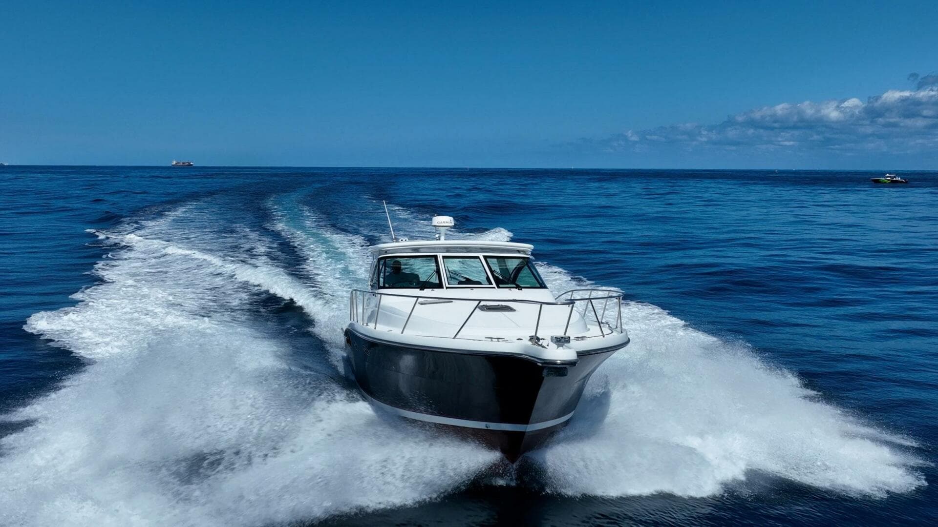 2004 Tiara Yachts 4200 Open
