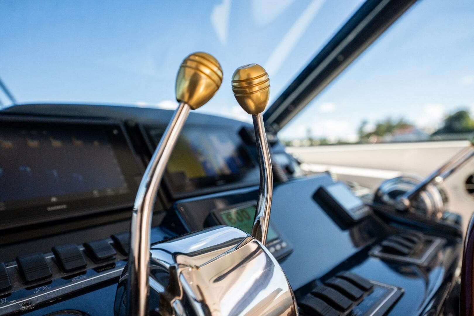 2004 Tiara Yachts 4200 Open