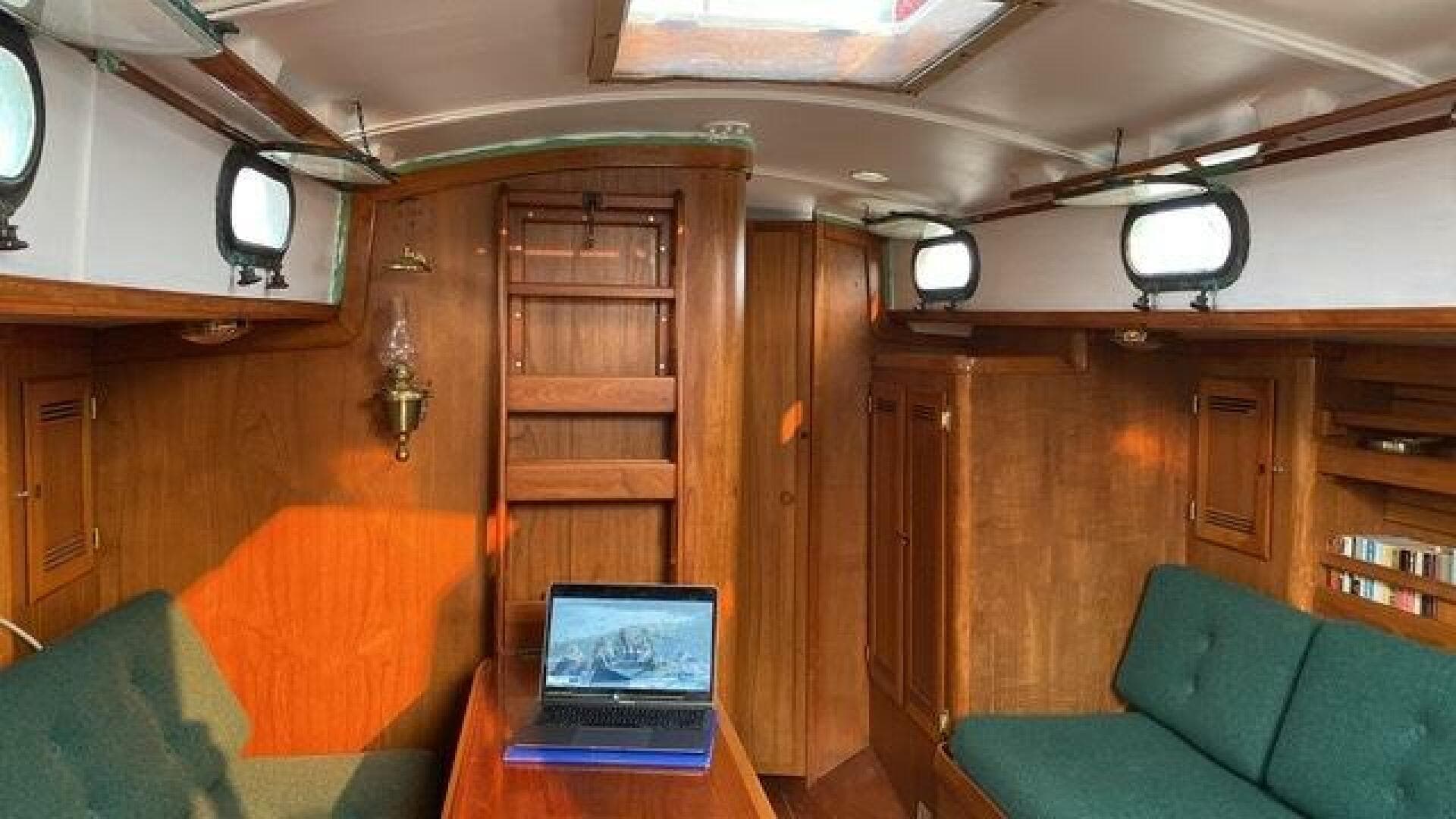 1987 Cape Dory Cape Dory 36