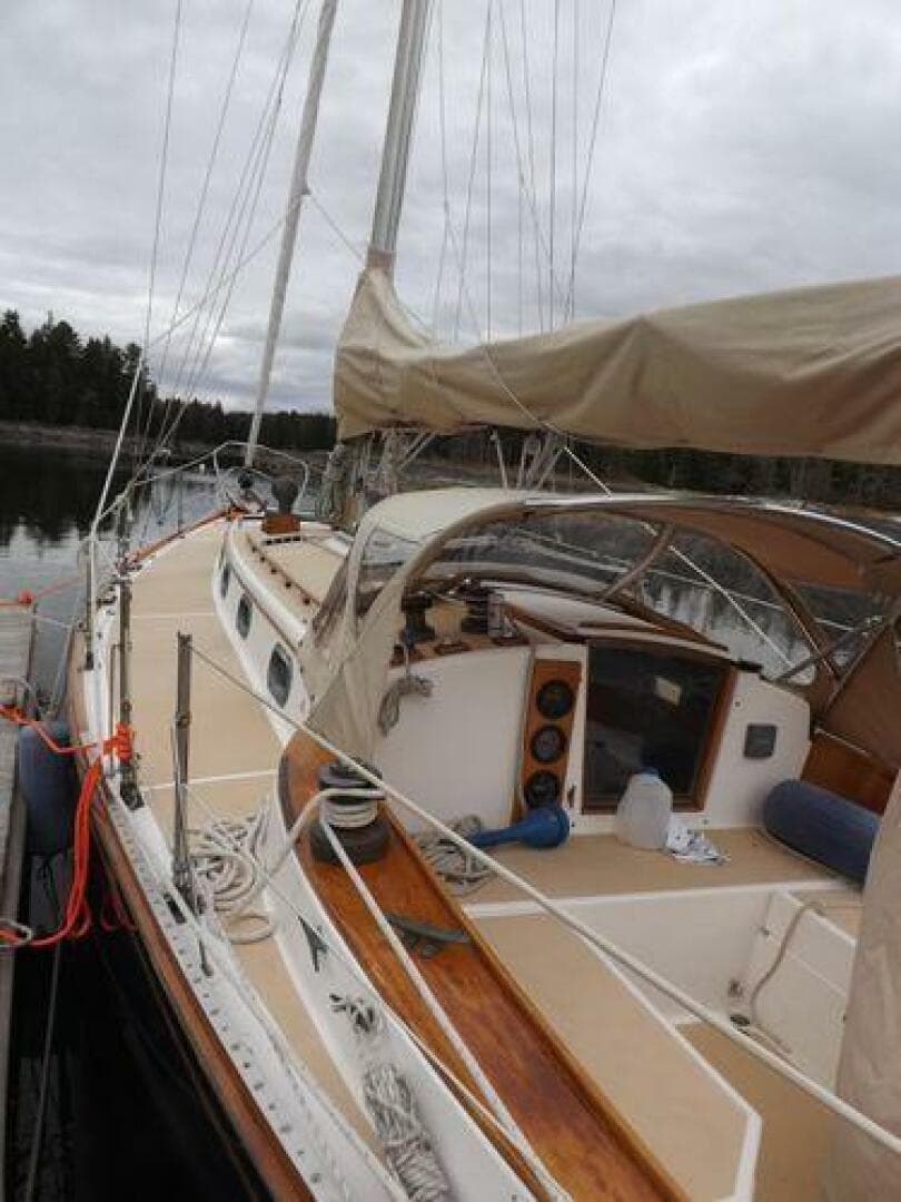 1987 Cape Dory Cape Dory 36