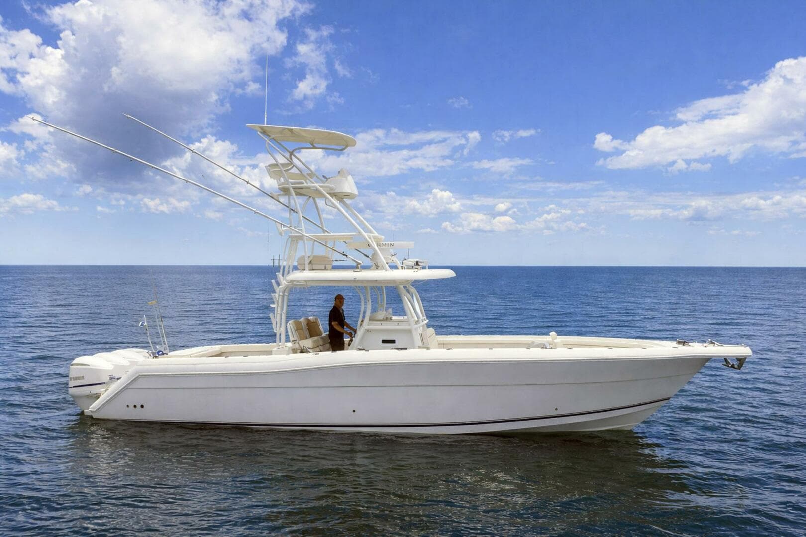 2019 Stamas 390 Tarpon