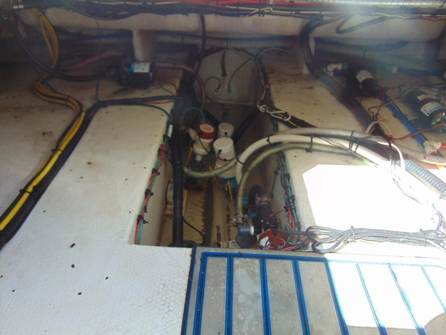 2019 Stamas 390 Tarpon