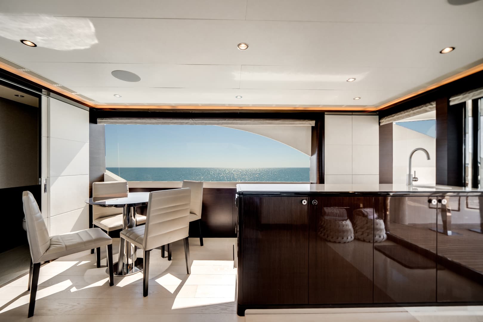 2022 Ocean Alexander 37L