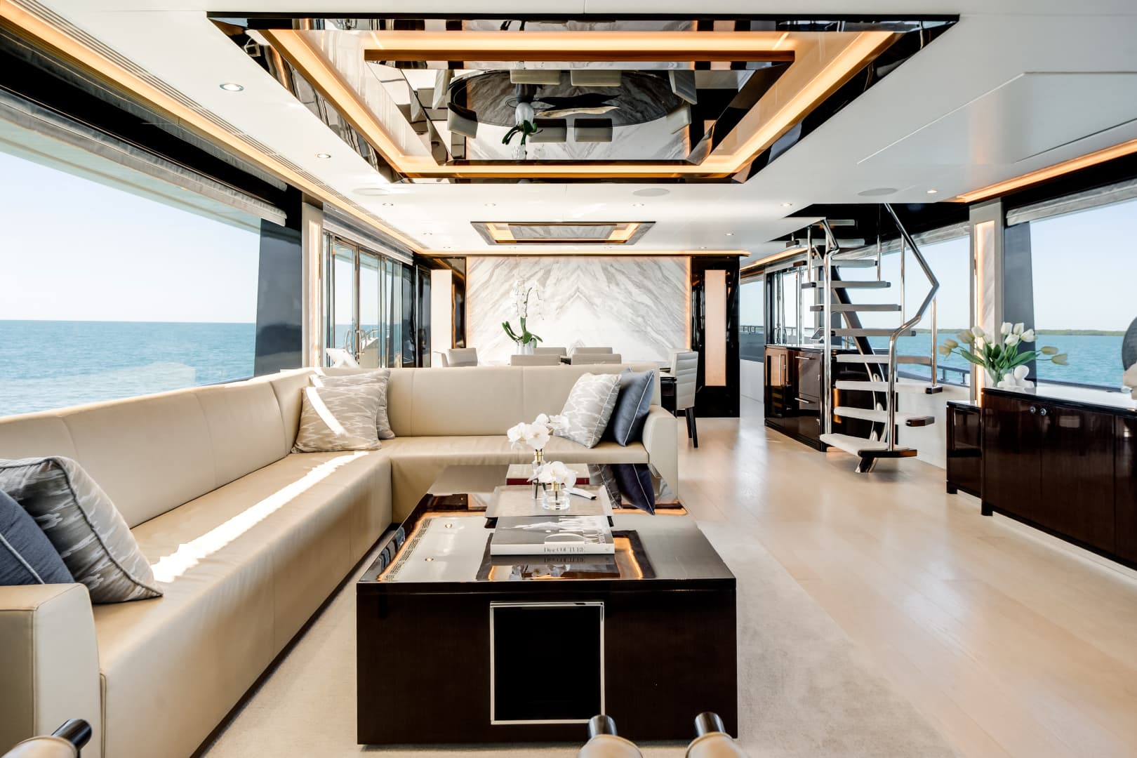 2022 Ocean Alexander 37 L