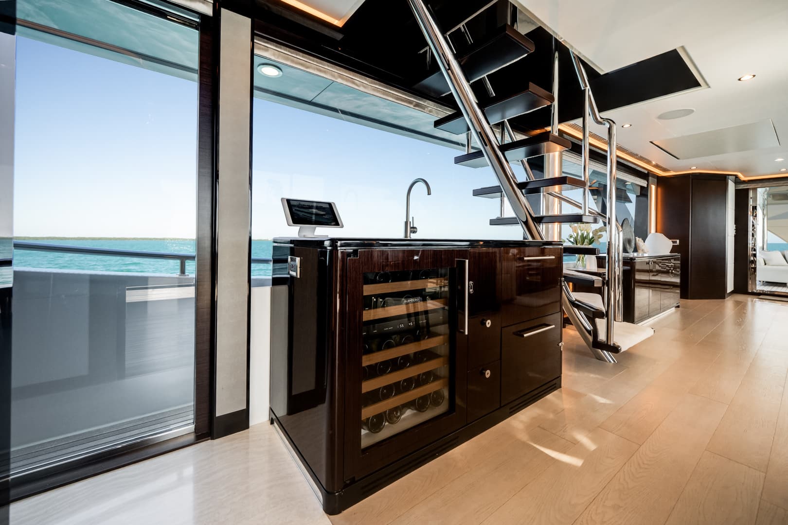 2022 Ocean Alexander 37L