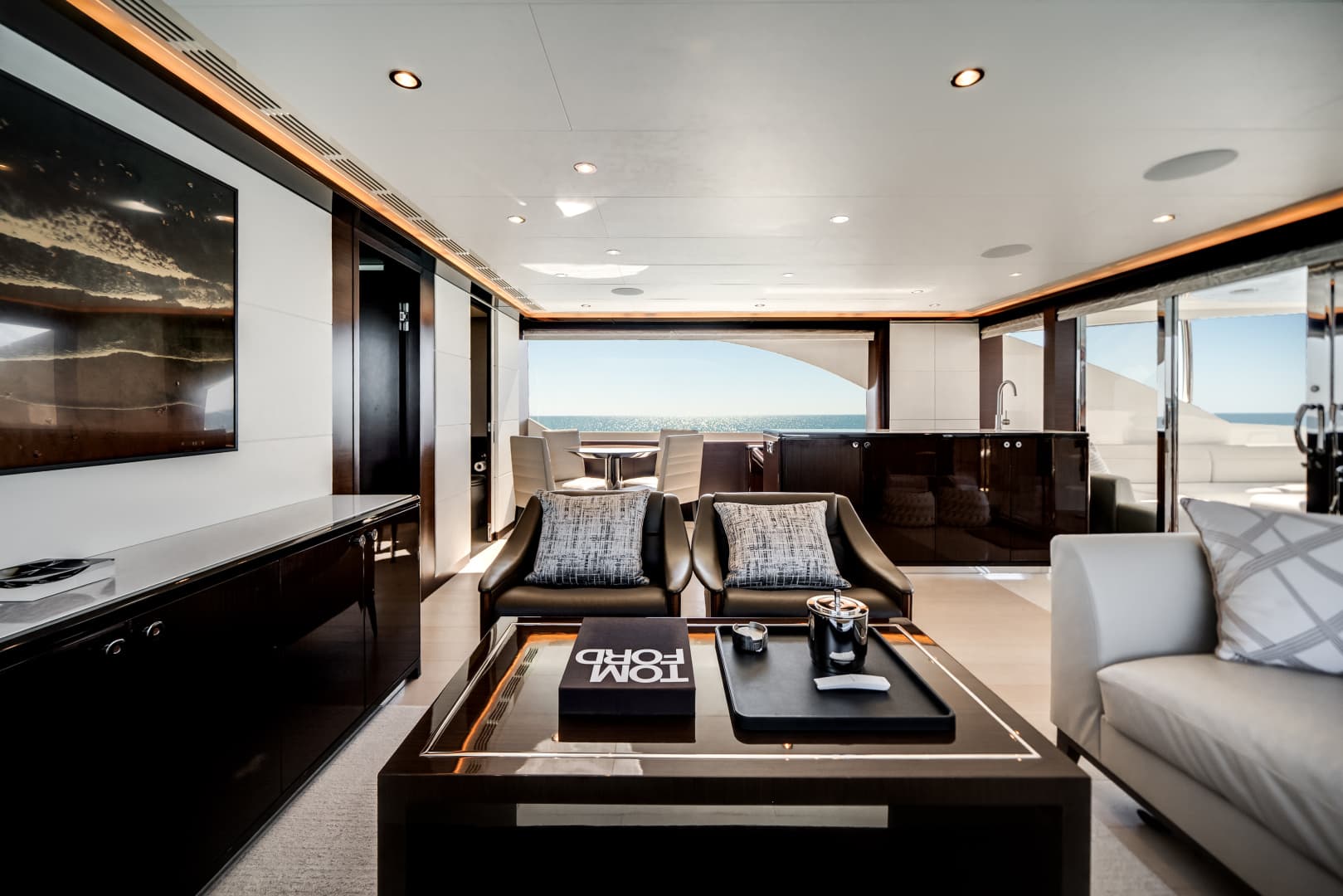 2022 Ocean Alexander 37L