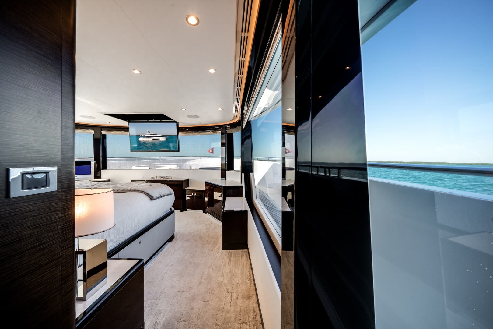 2022 Ocean Alexander 37 L