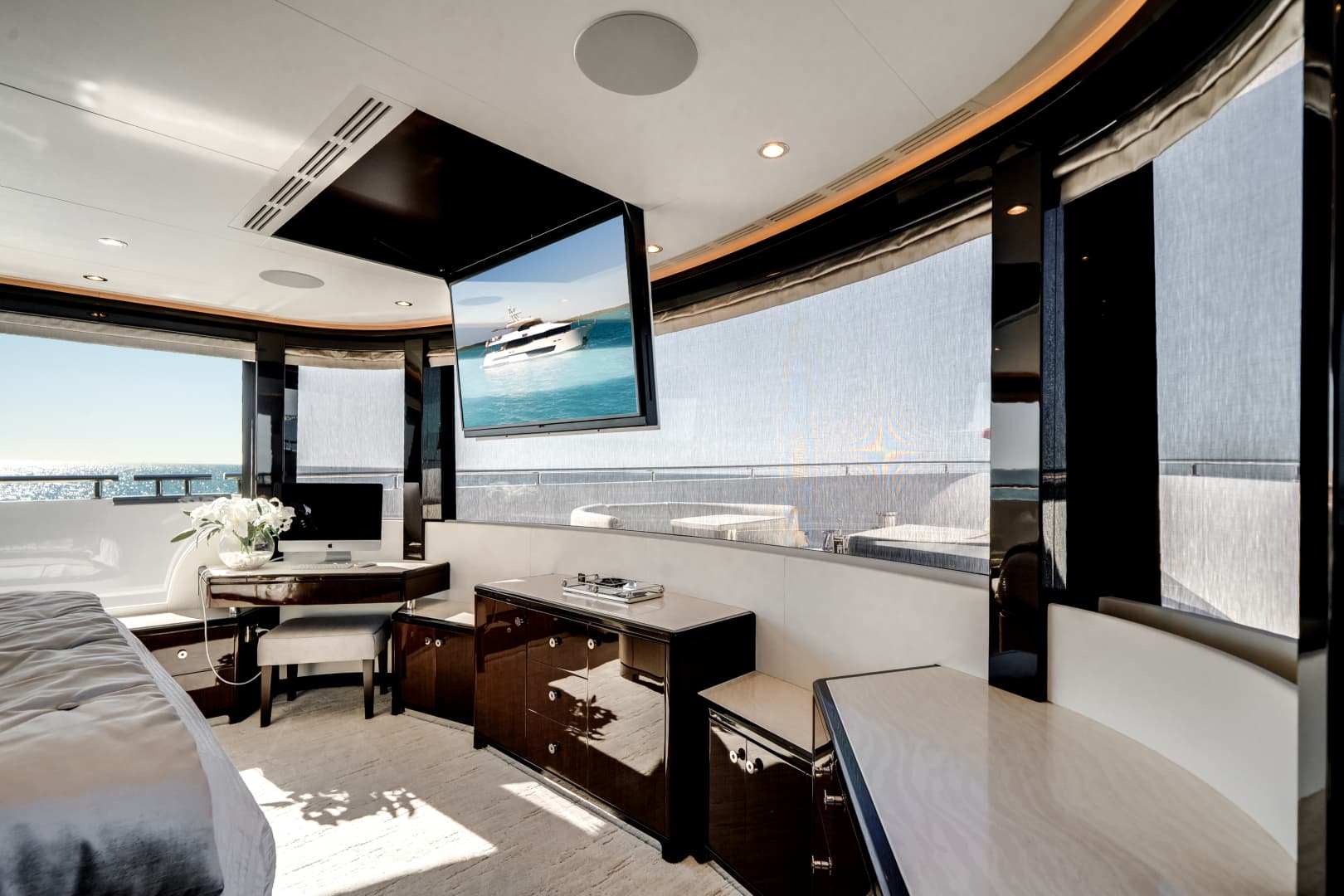 2022 Ocean Alexander 37 L