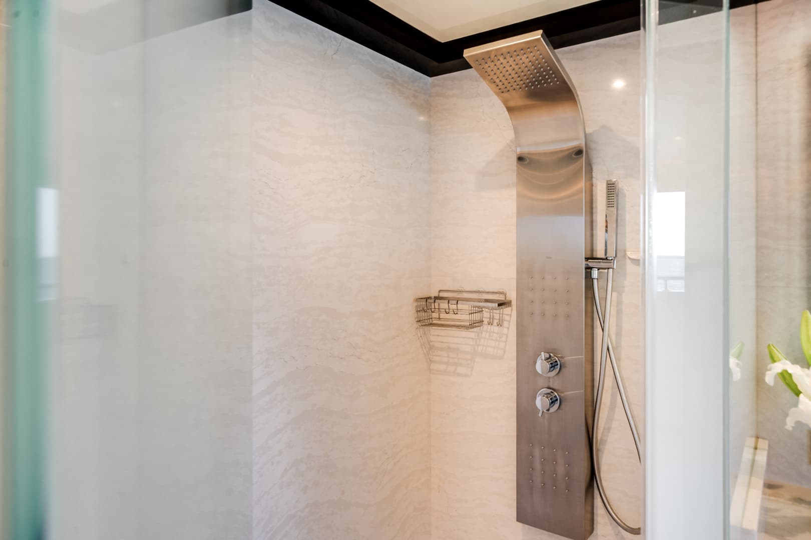 2022 Ocean Alexander 37 L