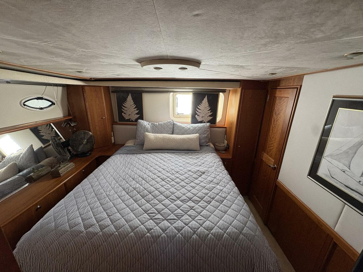 2001 Silverton 453 Motor Yacht