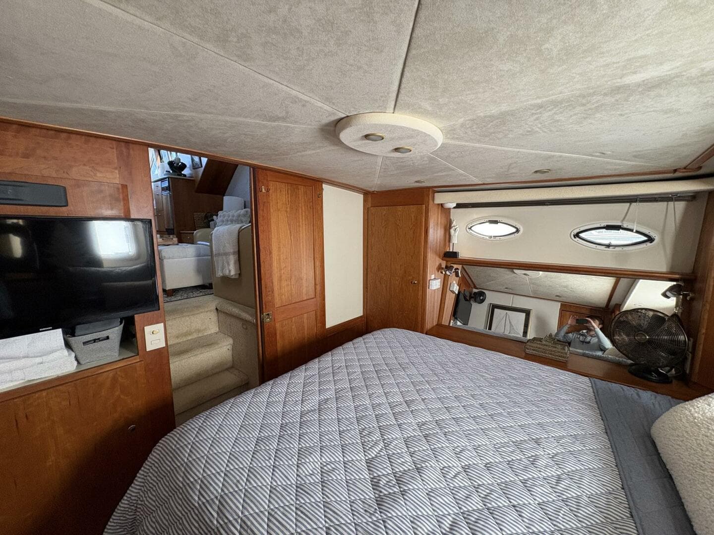 2001 Silverton 453 Motor Yacht